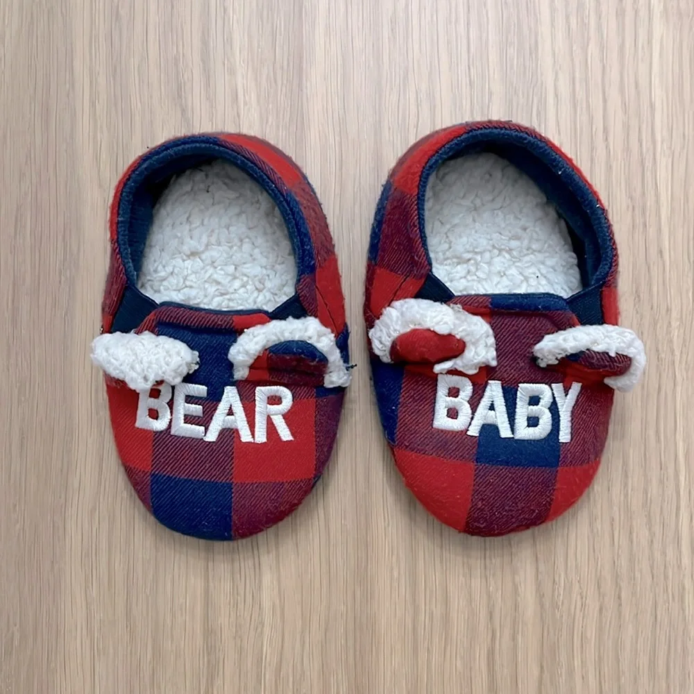 Dearfoams Infant/Toddler Baby Bear Plush Slippers Plaid, size 5/6